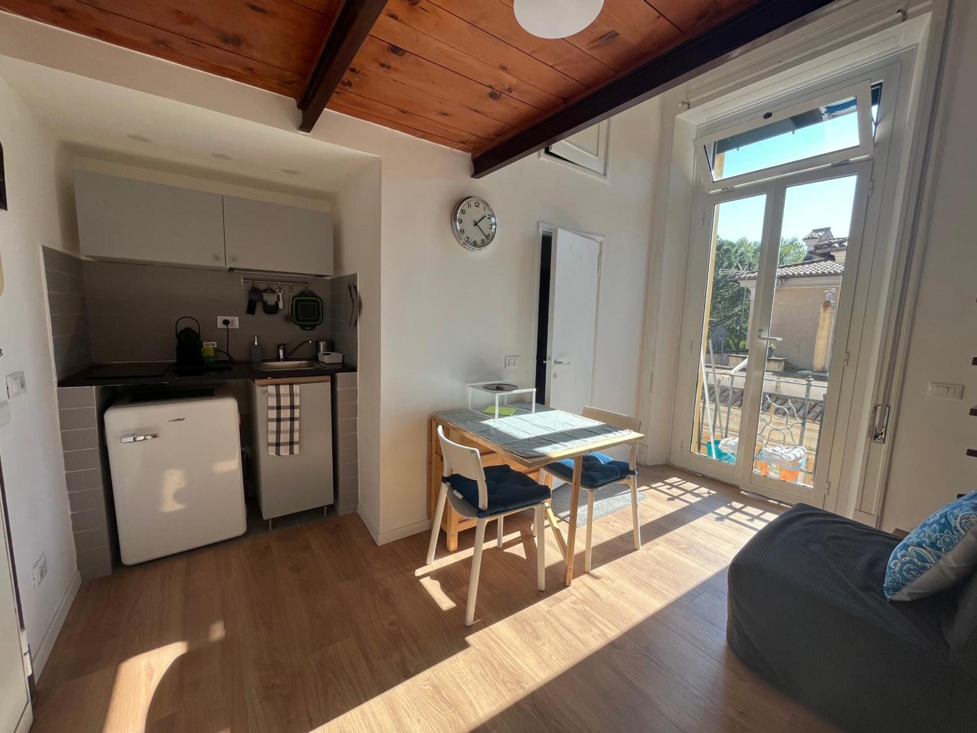 Studio Flat Ultimo Piano In Centro โรม ภายนอก รูปภาพ