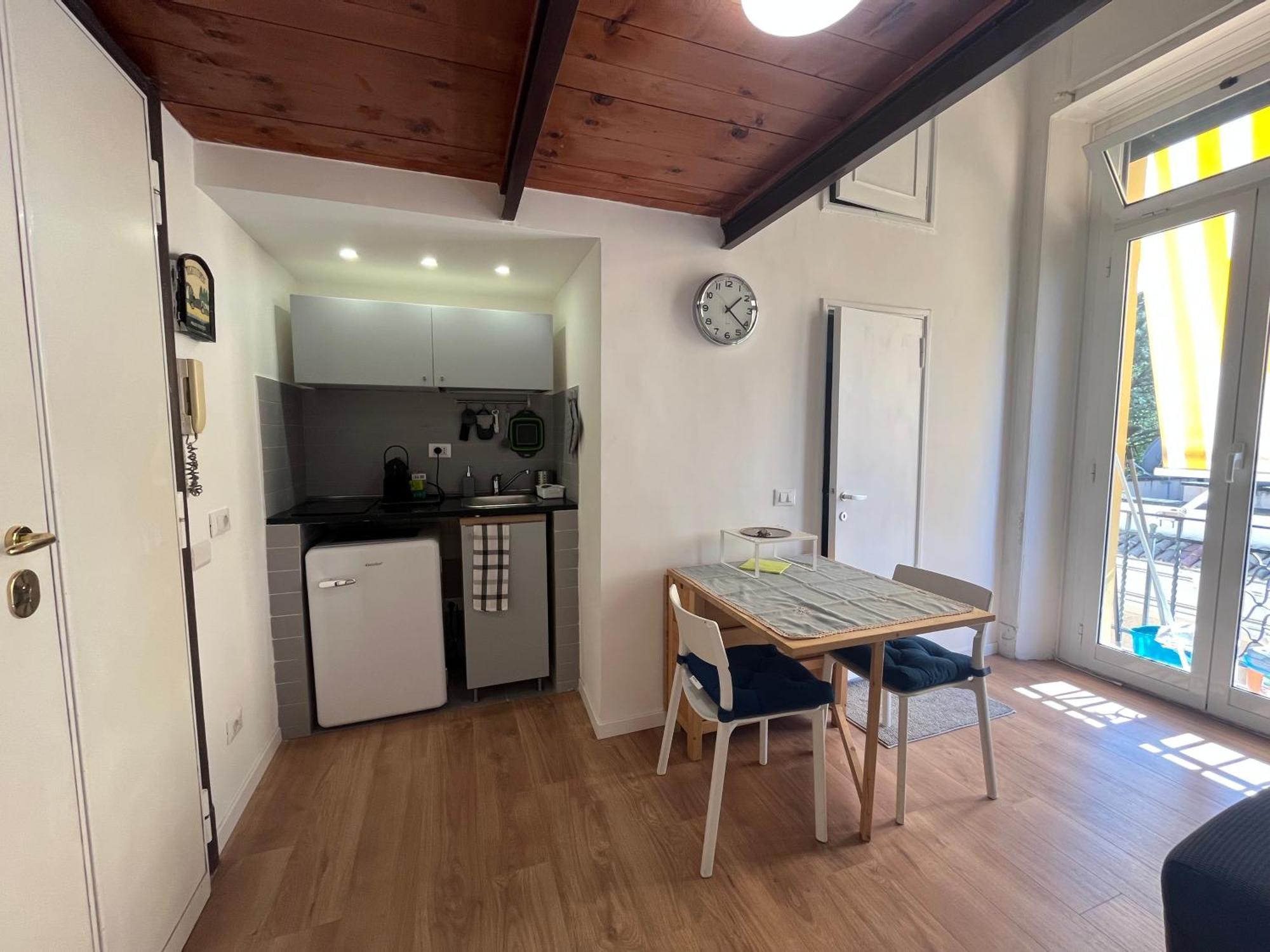 Studio Flat Ultimo Piano In Centro โรม ภายนอก รูปภาพ